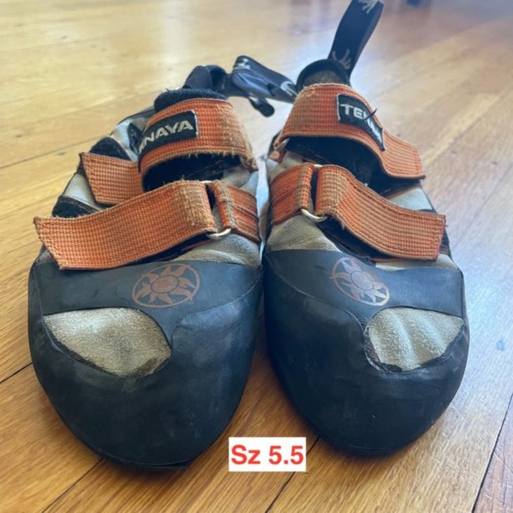Tenaya Ra size 5 rock climbing shoes